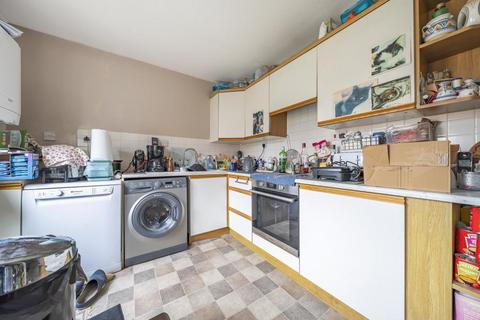 2 bedroom semi-detached house for sale, Carterton,  Oxfordshire,  OX18