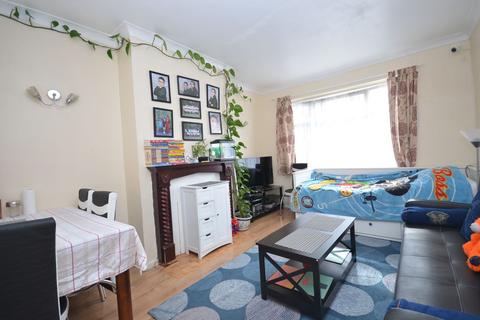 2 bedroom flat for sale, Riverside Gardens, Wembley HA0 1JF