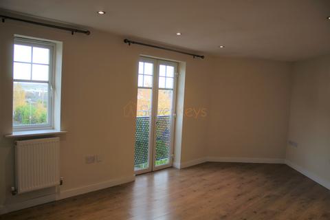 2 bedroom flat to rent, Sanderson Villas, Gateshead, Tyne and Wear