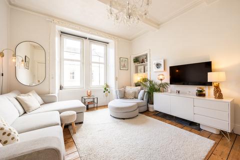 16/5 Caledonian Place, Edinburgh, EH11 2AP