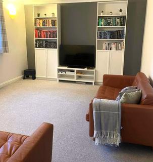 2 bedroom flat to rent, The Cloisters, Junction Road, Andover
