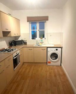 2 bedroom flat to rent, The Cloisters, Junction Road, Andover