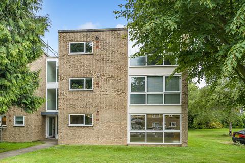 2 bedroom flat for sale, The Spinney, Nascot Wood, Watford WD17 4QF