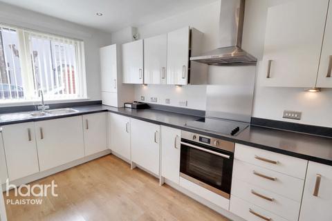 3 bedroom terraced house for sale, Nile Road Plaistow, London