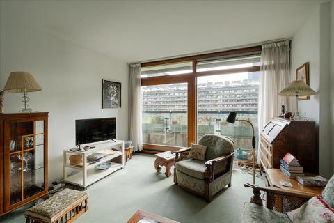 2 bedroom apartment for sale, Defoe House, Barbican, London, EC2Y