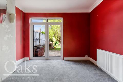 4 Woodside Park, London, SE25 5DN