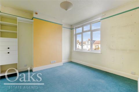 4 Woodside Park, London, SE25 5DN