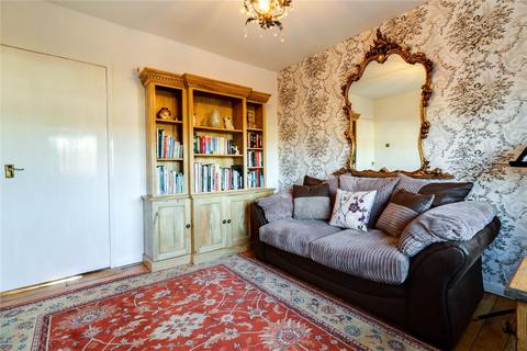 4 bedroom semi-detached house for sale, Lee Lane West, Horsforth, Leeds, West Yorkshire, LS18