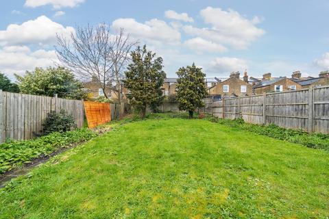 5 bedroom semi-detached house for sale, Woodbourne Avenue, Streatham