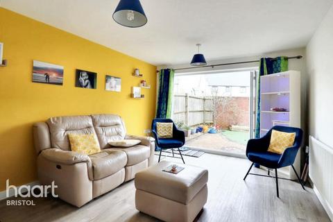 4 bedroom flat to rent, Whitsun Leaze, Bristol