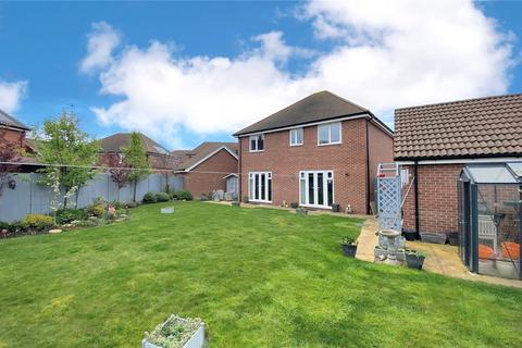 36 Abbott Way, Holbrook, Ipswich, IP9 2FF