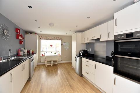 36 Abbott Way, Holbrook, Ipswich, IP9 2FF