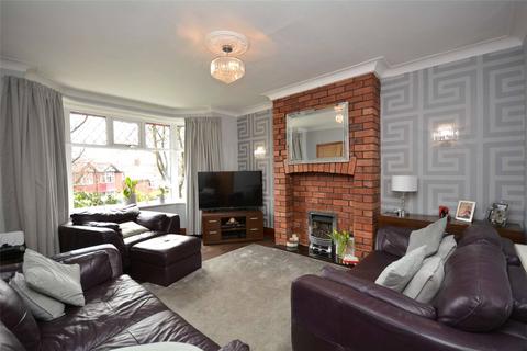 4 bedroom semi-detached house for sale, Sandybank Avenue, Rothwell, Leeds, West Yorkshire