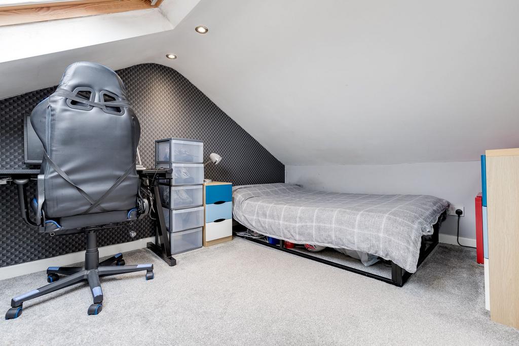 Bed 3