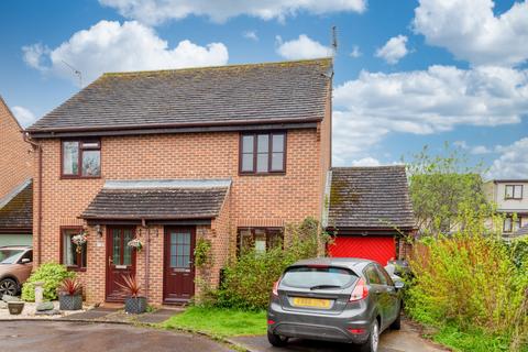 2 bedroom semi-detached house to rent, Manor Road, Witney, Oxfordshire, OX28