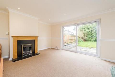 3 bedroom semi-detached house to rent, Colwell Drive, Witney, Oxfordshire, OX28