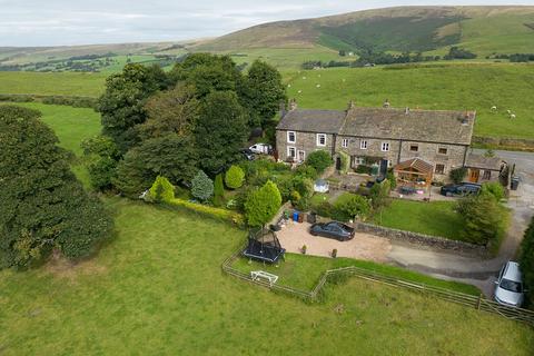 4 bedroom cottage for sale, Stump Hall Road, Burnley BB12