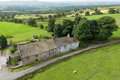 4 bedroom cottage for sale, Stump Hall Road, Burnley BB12