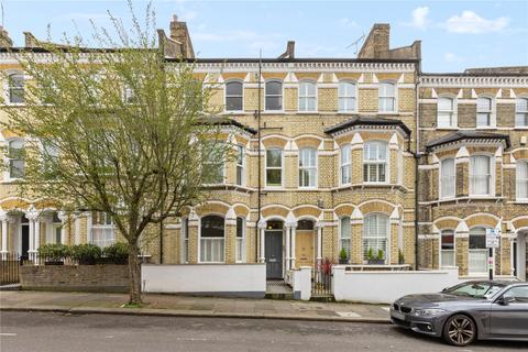 41c Beauchamp Road, London, SW11 1PG