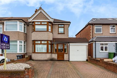 157 Dagenham Road, Romford, RM7 0TL
