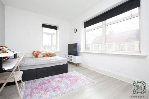 3 bedroom apartment for sale, Seymour Avenue, London, N17