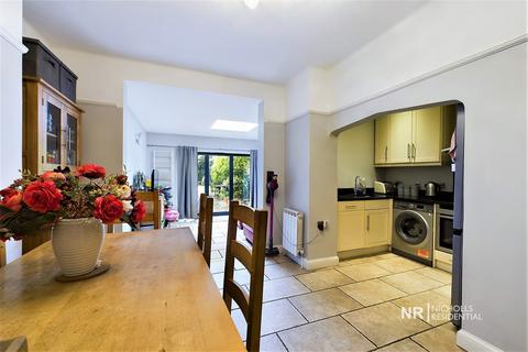 3 bedroom terraced house for sale, Orchard Gardens, Chessington, Surrey. KT9