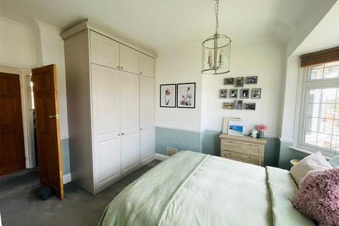 16 Curran Avenue, Sidcup, DA15 8RP