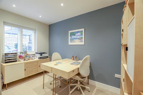 6 Batchwood View, St Albans, AL3 5TD