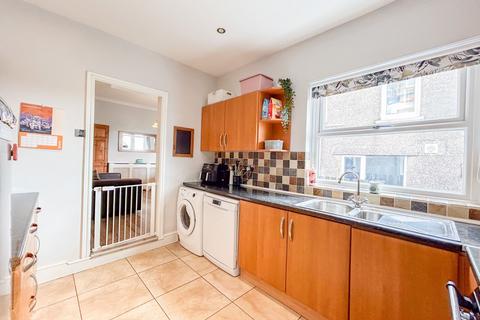 3 bedroom terraced house for sale, St. Mary Street, Griffithstown, NP4
