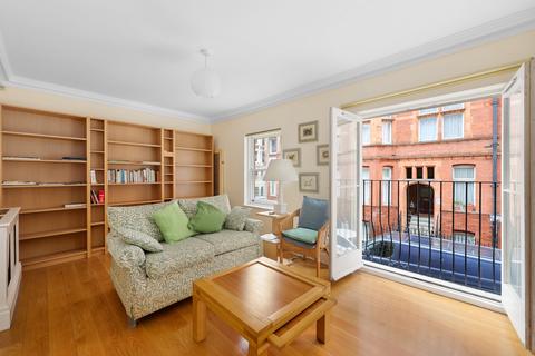 3 bedroom house for sale, Chenies Mews, London, WC1E