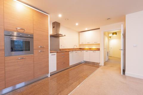 2 bedroom apartment to rent, Wallis Square, Farnborough, GU14