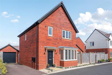3 bedroom detached house for sale, Snowdrop Close, Walton Cardiff, Tewkesbury, GL20