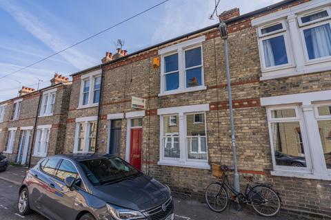 3 bedroom terraced house for sale, Thoday Street, Cambridge, CB1