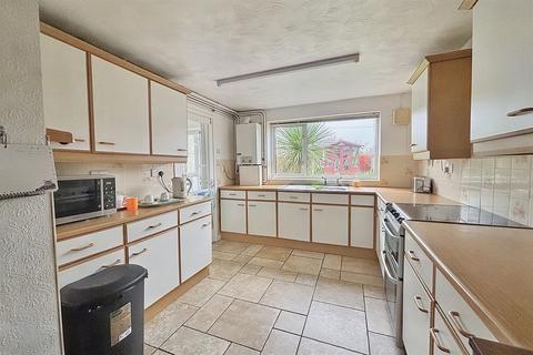 4 bedroom terraced house for sale, Weymouth