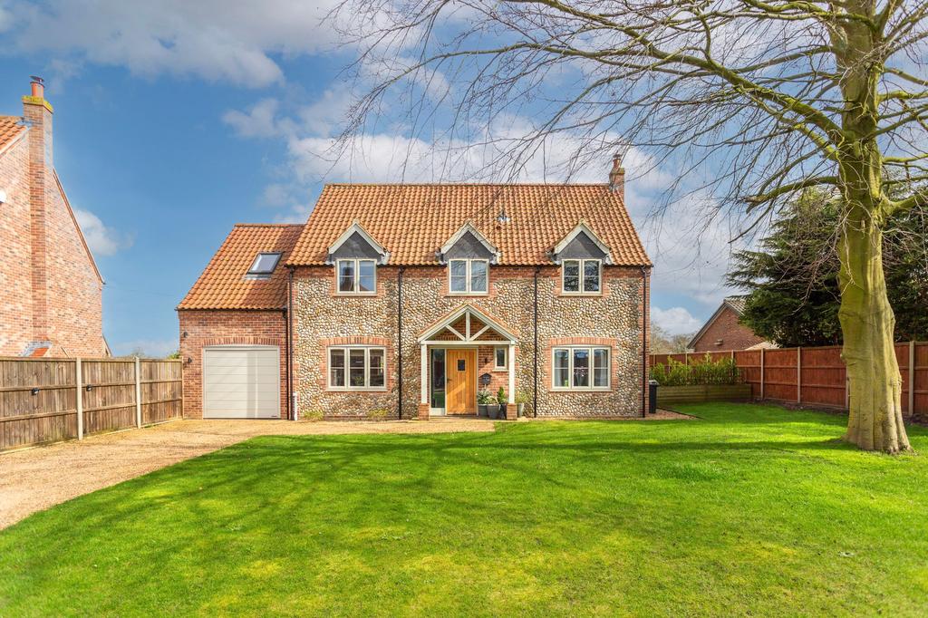 Copper Beech Close, Whissonsett 4 bed detached house for sale £550,000