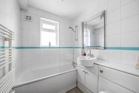 1 bedroom flat for sale, Ferncroft Avenue,  Hampstead,  NW3