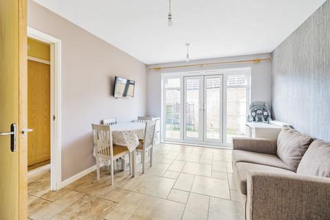 3 bedroom townhouse for sale, Redhouse Gardens, Swindon SN25