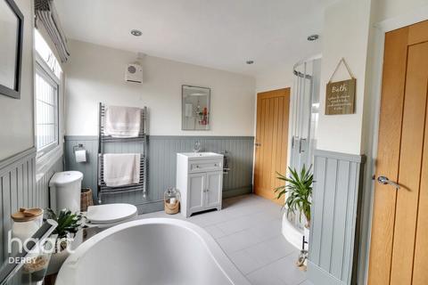 81 Chilson Drive, Mickleover, Derby, DE3 0PG