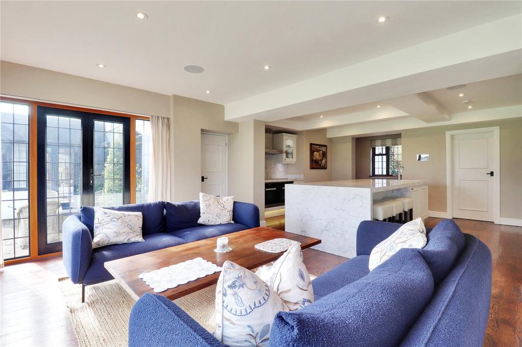 Breakfast Room