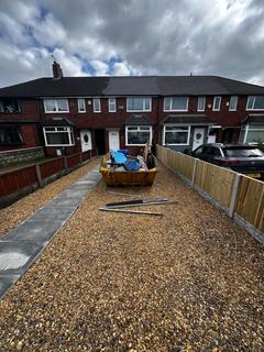 3 bedroom townhouse for sale, Leek road, Stoke-on-Trent ST1 3NQ