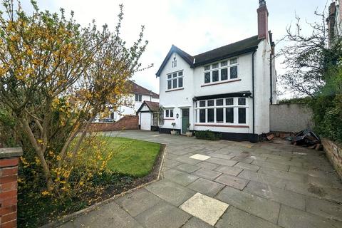4 bedroom detached house for sale, Hilbre Drive, Southport, Merseyside, PR9