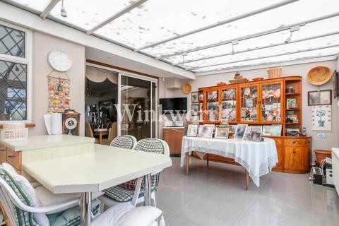 41 Wilmer Way, London, N14 7HT