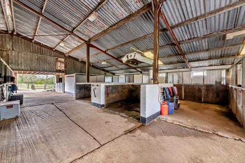 4 bedroom equestrian property for sale, Reading Room Lane, Curdridge, Southampton