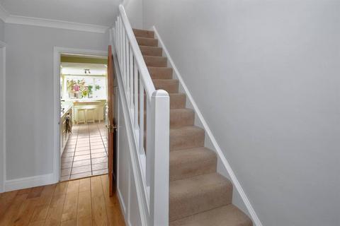 3 bedroom semi-detached house for sale, Linden Avenue, Whitstable