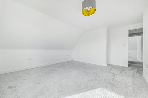 102 Oxhawth Crescent, Bromley, BR2 8BW