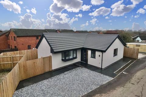 2 bedroom detached bungalow for sale, Wistaston Green Road, Wistaston, Cheshire