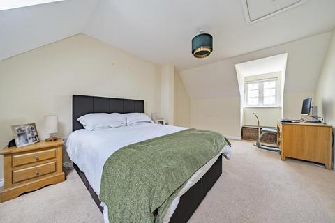 3 bedroom semi-detached house for sale, Aylesbury,  Buckinghamshire,  HP18