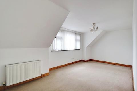 28 Brook Road, Benfleet, SS7 5JA