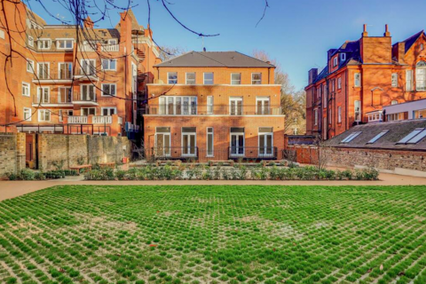 2 bedroom flat for sale, Fitzjohn's Avenue, Hampstead, London NW3