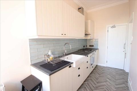 1 bedroom apartment to rent, Alga Terrace, Scarborough